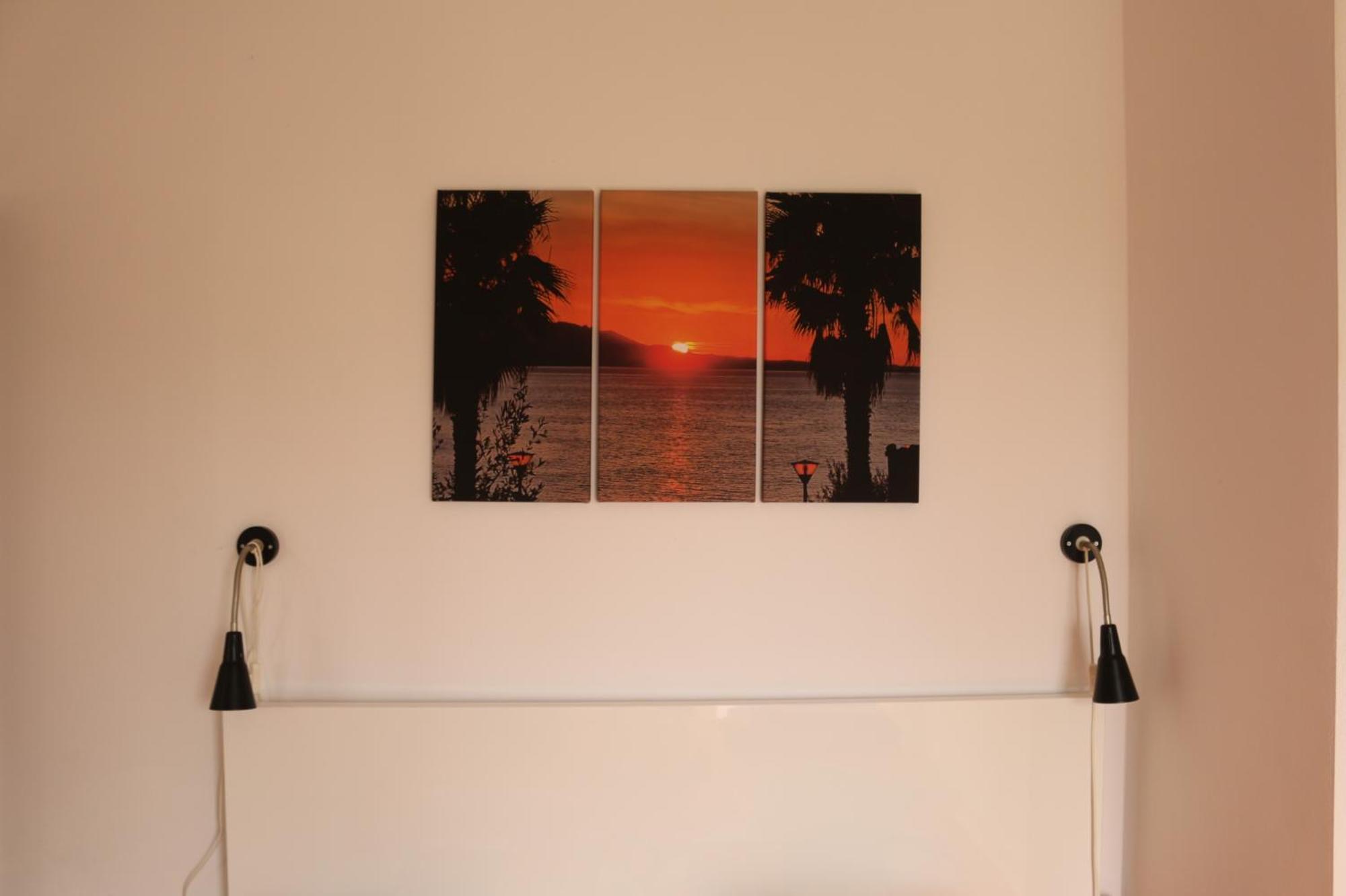 Orange Corner Apartment Sarande Exterior photo